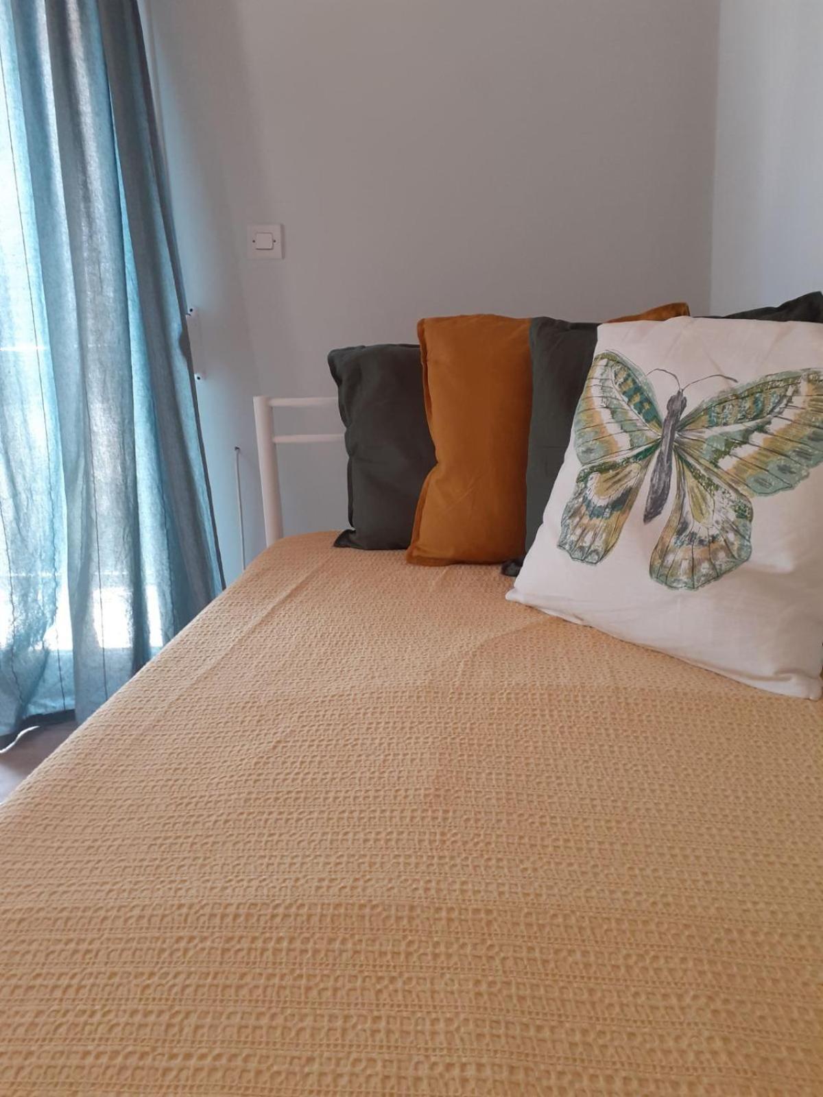 Colorful 2-Bedroom House In ไกออส ภายนอก รูปภาพ